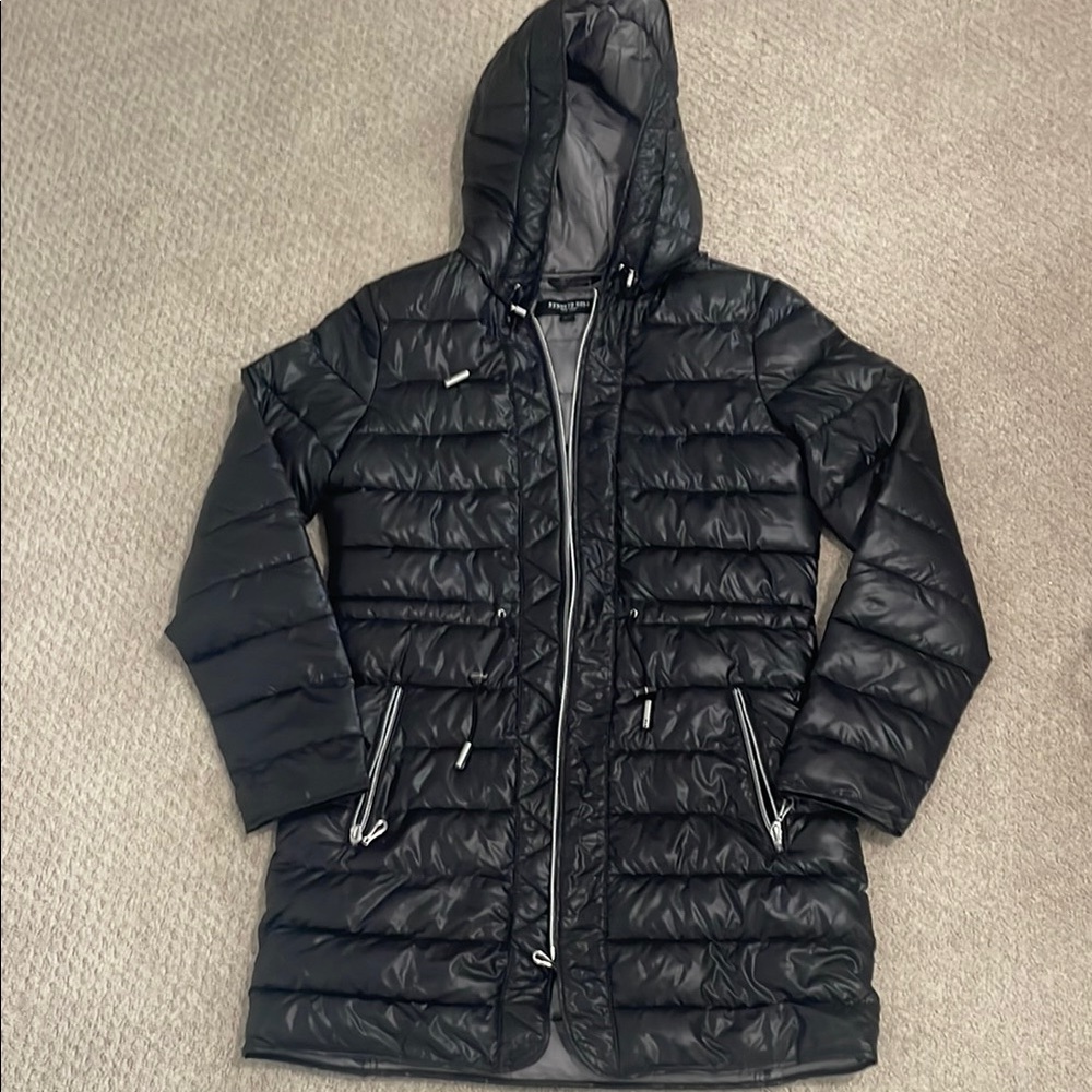 Kenneth Cole Black Puffer Jacket with Quilted Design
